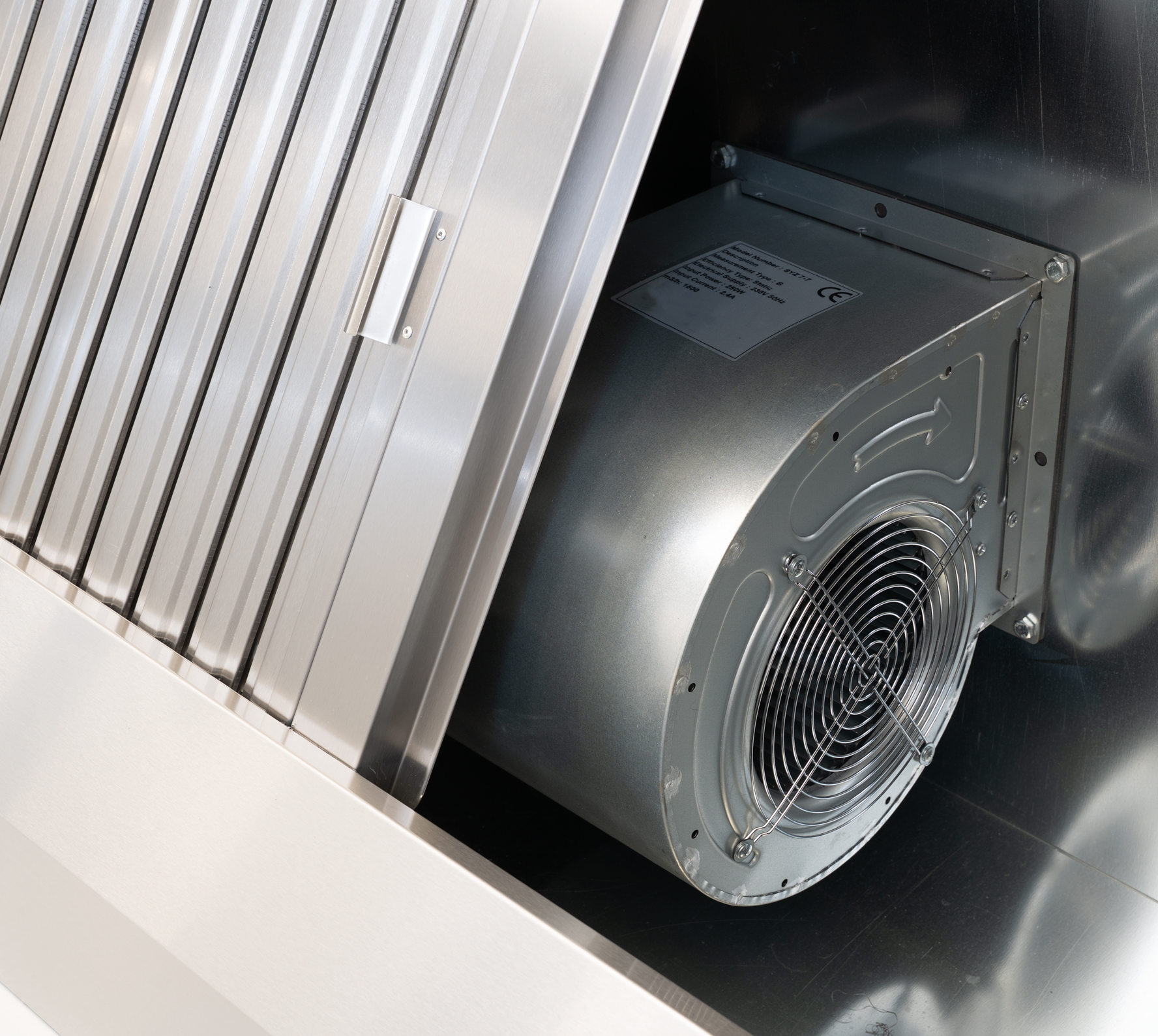 HCB Abzugshaube - schräges Modell - mit Motor - 300 cm - 230V - Edelstahl