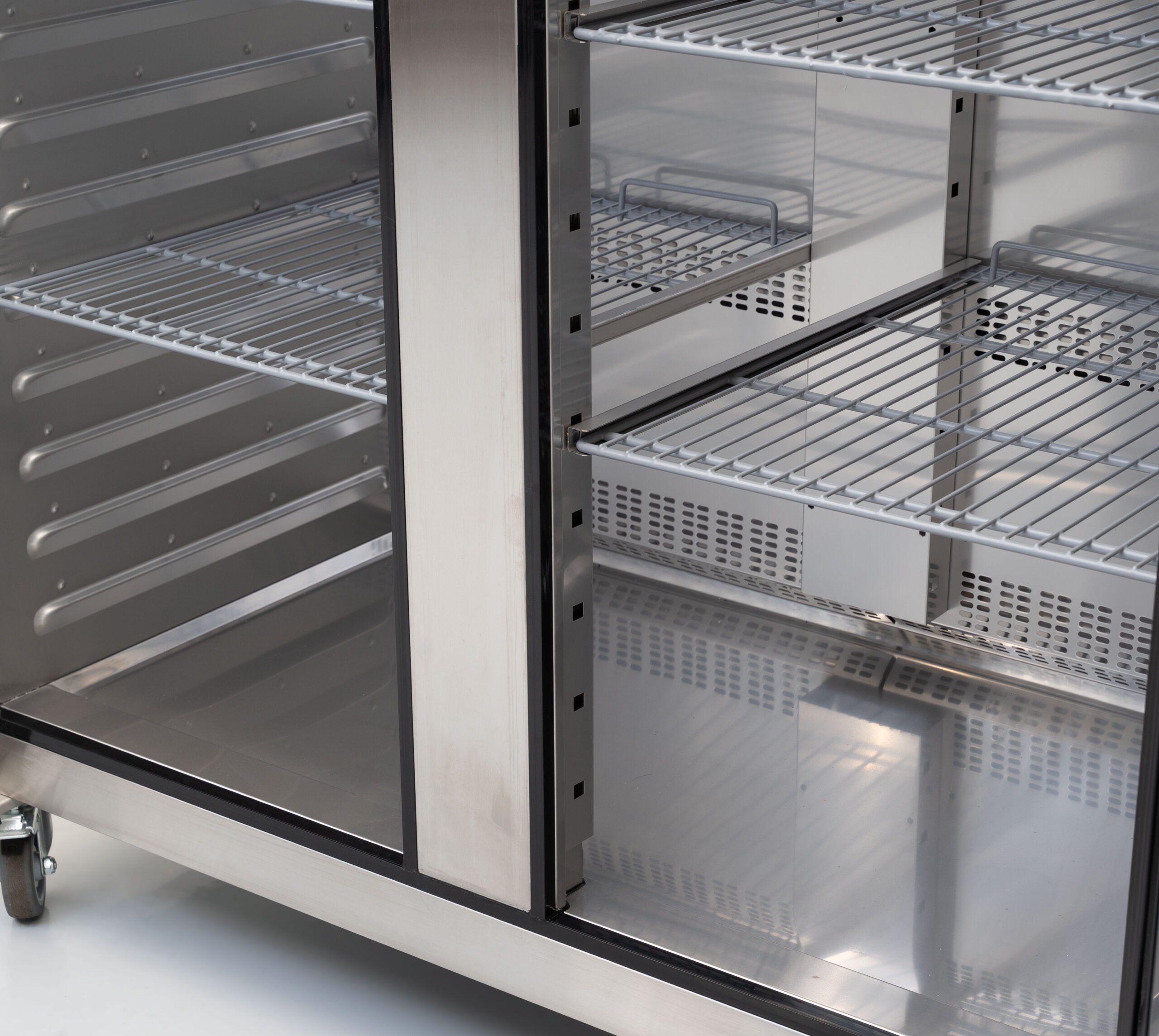 HCB-Kühlschrank – 2 Türen – 1195 Liter – energieeffizient – Edelstahl – 230 V